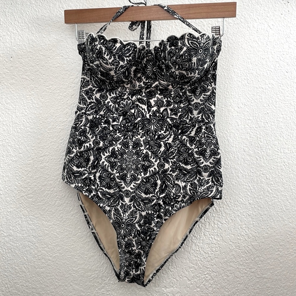 ALLIHOP bathing suit size M